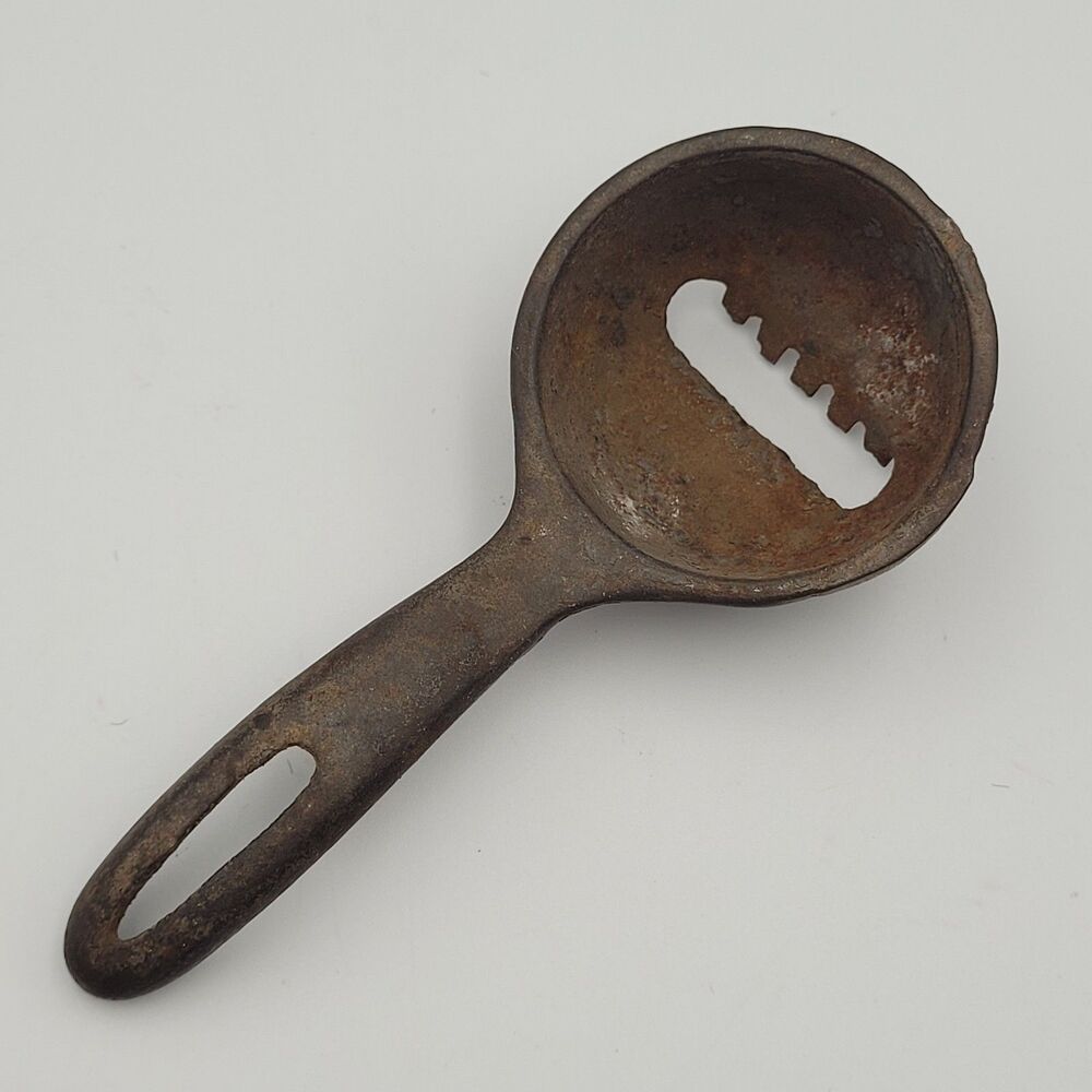 VTG Cast Iron Ice Shaver Scraper Serrated Primitive Tool Cabin Farmhouse Decor